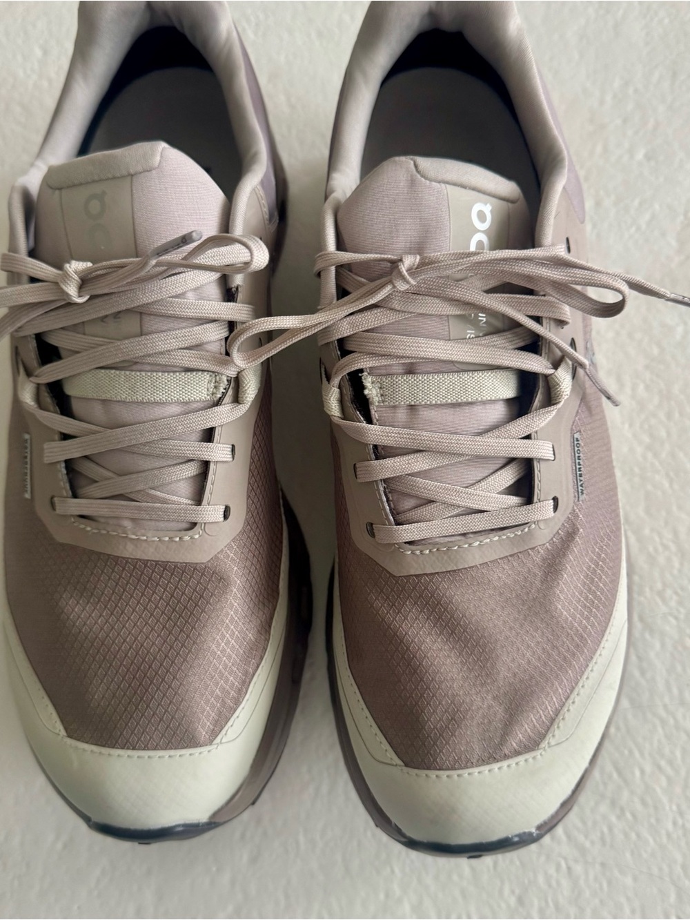 On Running Women’sCloudnova Shoes - Light Taupe/Beige